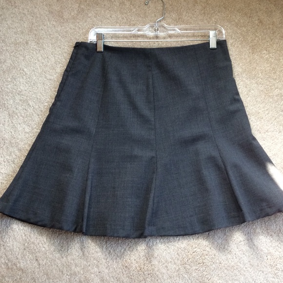 Express Skirt - Picture 1 of 5